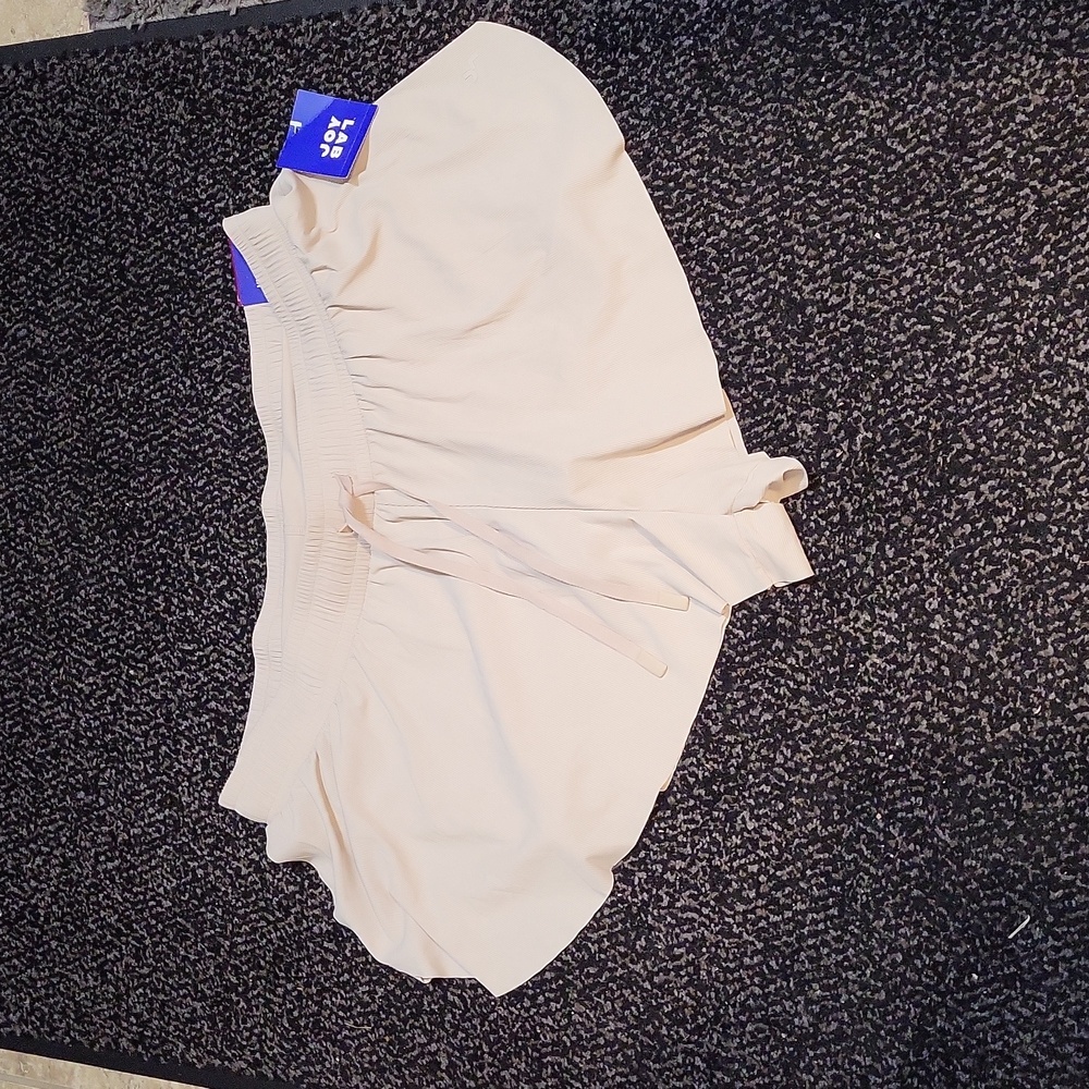 JOY LAB WOMEN'S CREAM COLOR SHORTS. XXL/ NWT